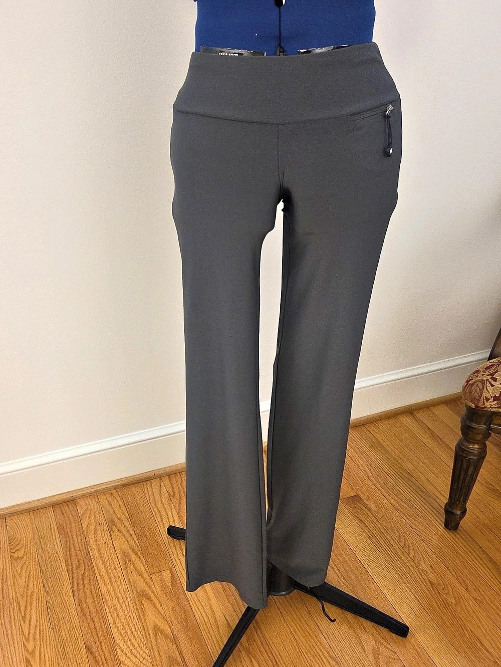 Aerie Fit Workout Pant Gray Straight-Leg Pant